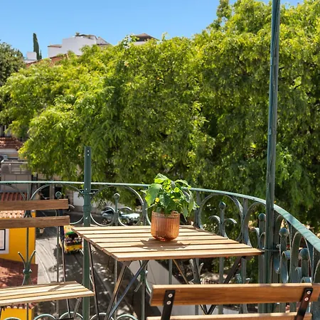Penthouse With Terrace & Stunning View W Ac Lisbon