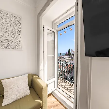 Penthouse With Terrace & Stunning View W Ac * Lisbon