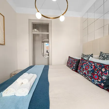 Apartment Penthouse With Terrace & Stunning View W Ac Lisbon