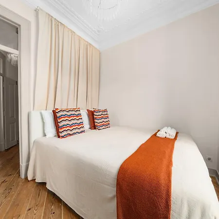 Apartment Penthouse With Terrace & Stunning View W Ac Lisbon